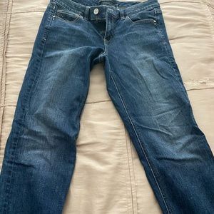 Women’s White House Black Market Denim Capris.